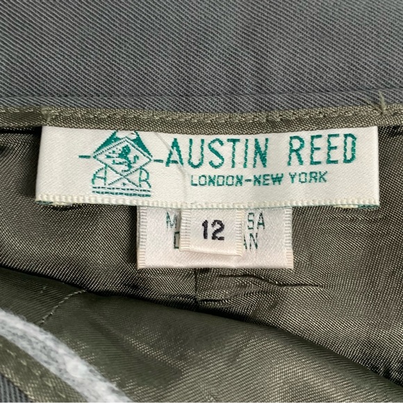 Austin Reed Gray Skirt Wool Pleated Below the Knee Skirt Size 12 Long Skirt - Picture 8 of 13